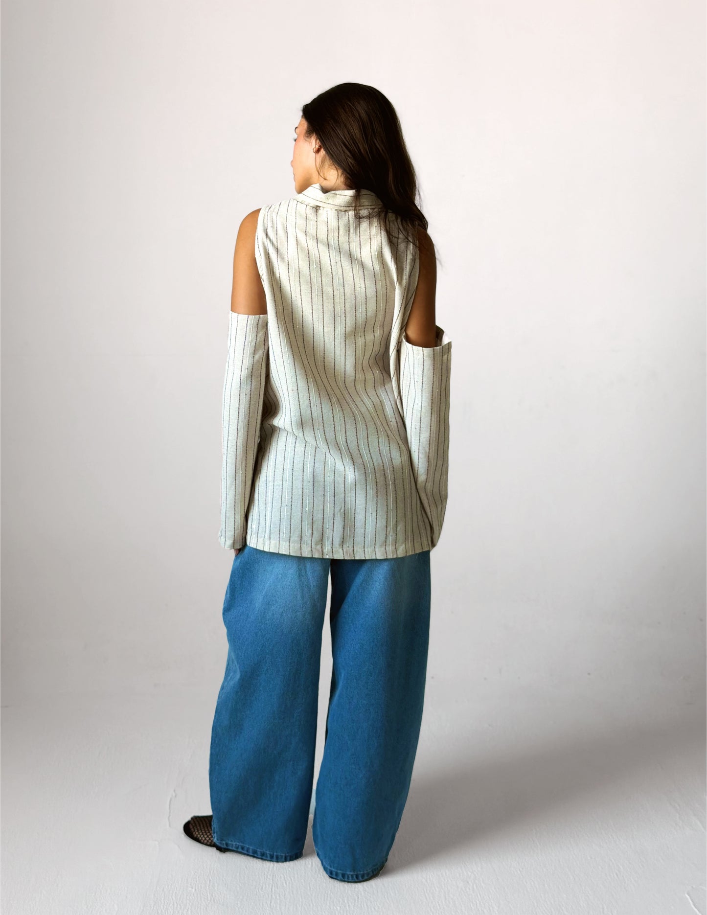 Linen Shoulder Cut Sculpt Blazer