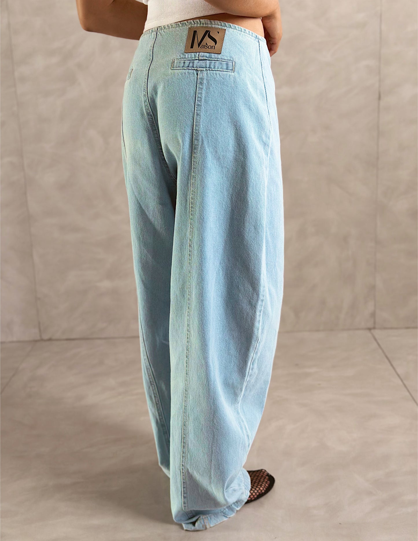 Sculpt Fit Balloon Denim Pants