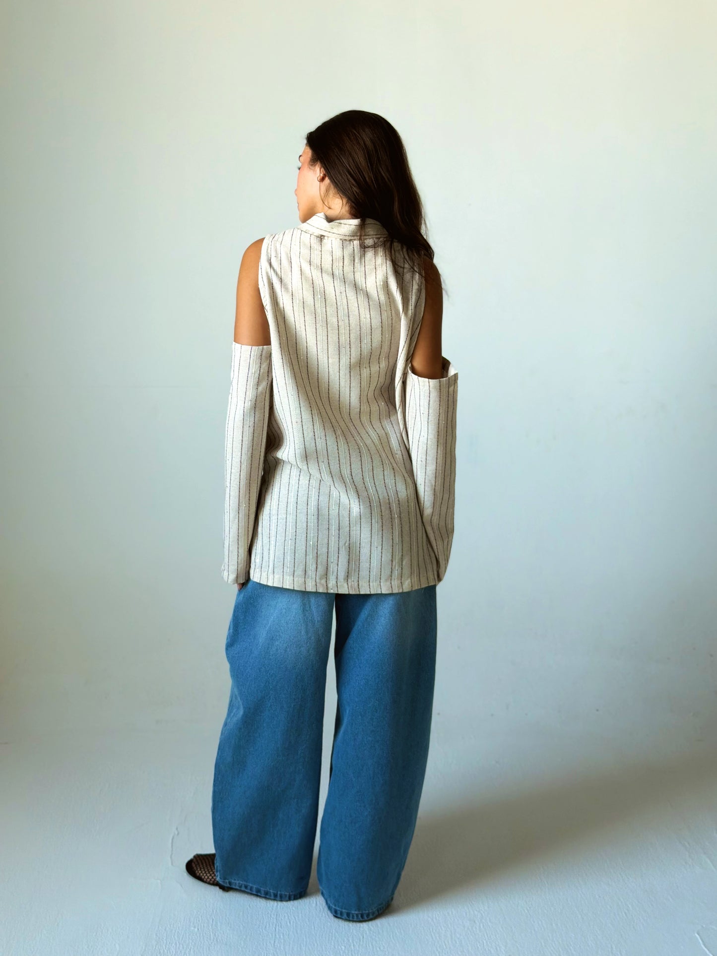Linen Shoulder Cut Sculpt Blazer