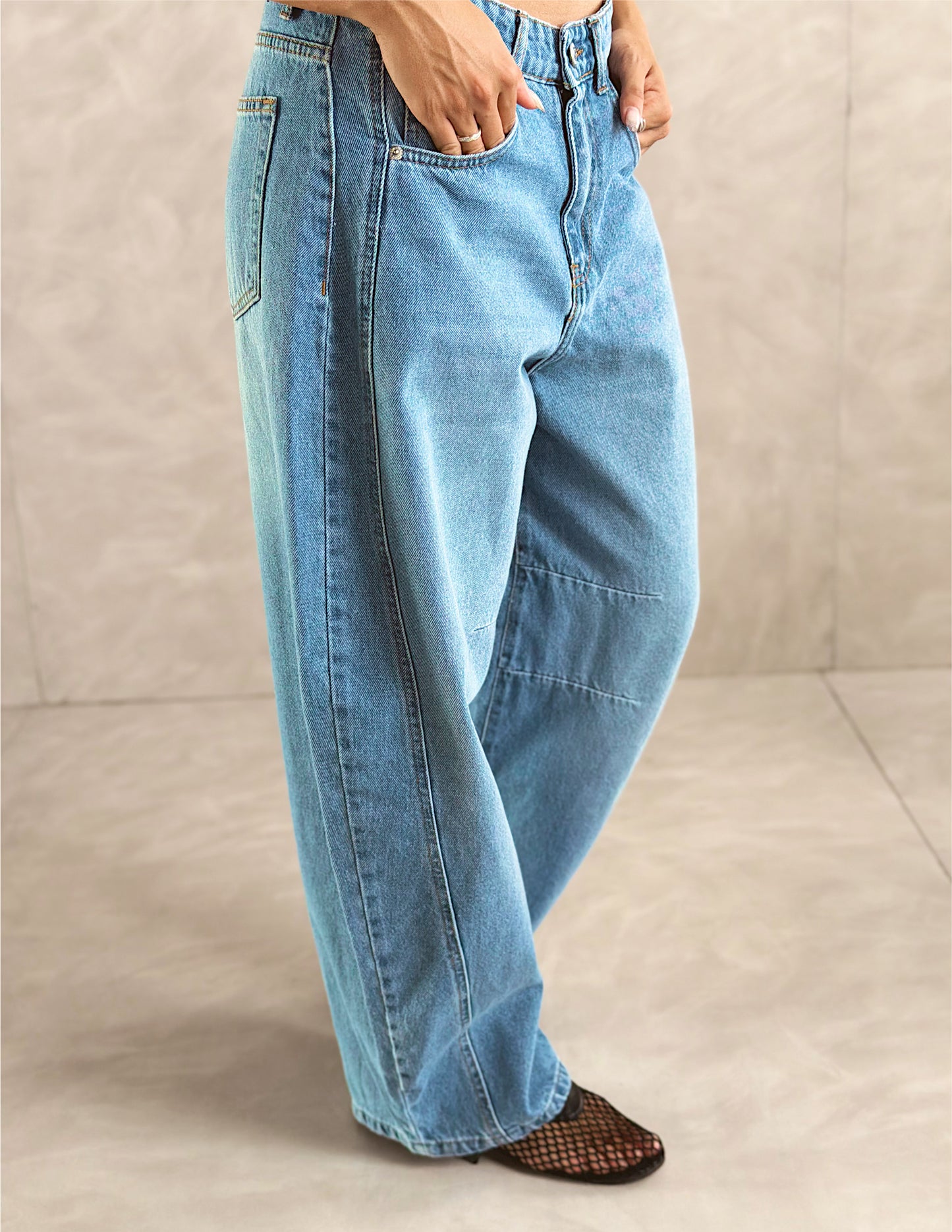 Relaxed Balloon Denim Pants